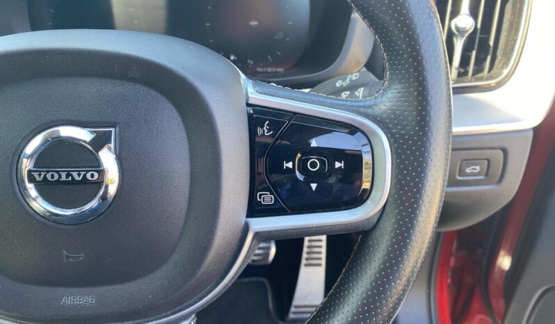 
								Volvo XC60 2018 84,037 km full									