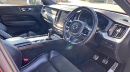 
										Volvo XC60 2018 84,037 km full									