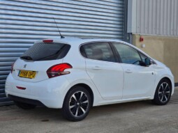 
										Peugeot 208 2018 171491km full									
