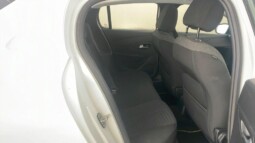 
										Peugeot 208 2024(26,707km full									