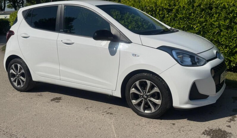
								Hyundai i10 2019 76,368km full									