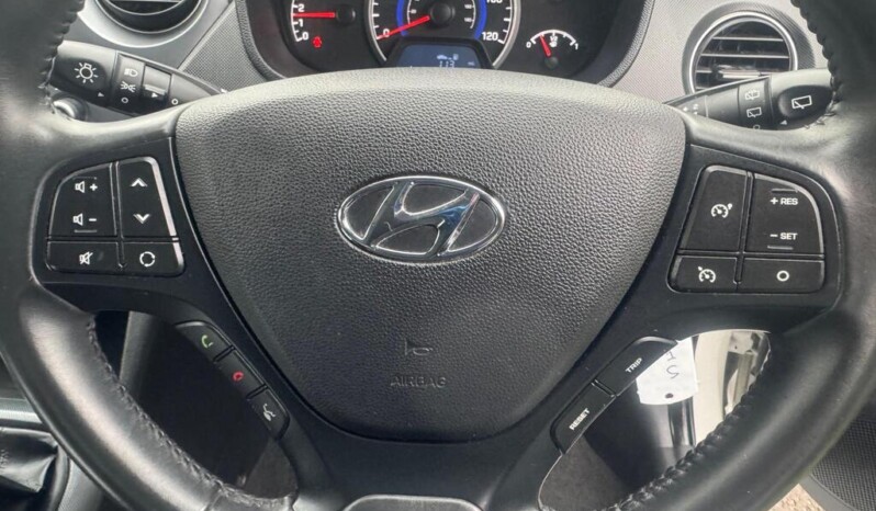 
								Hyundai i10 2019 76,368km full									