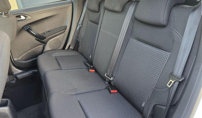 
								Peugeot 208 2018 171491km full									