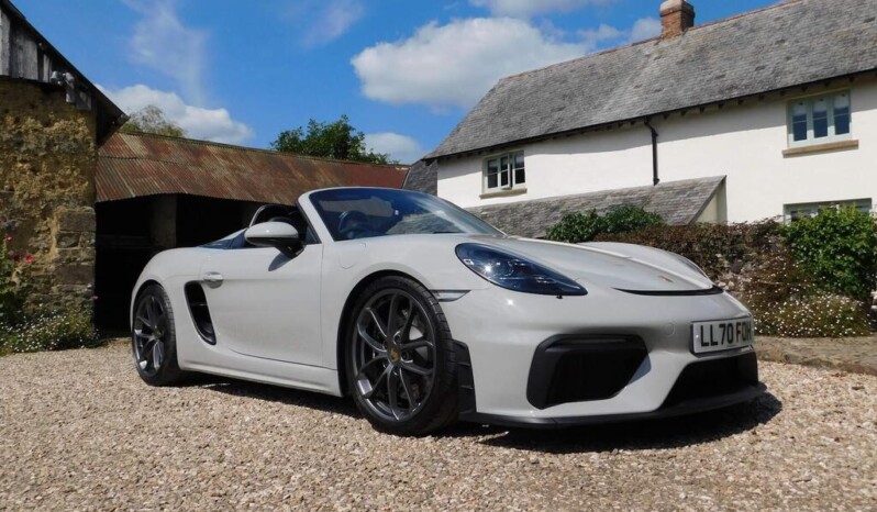 
								Porsche 718 Spyder 13,545km full									