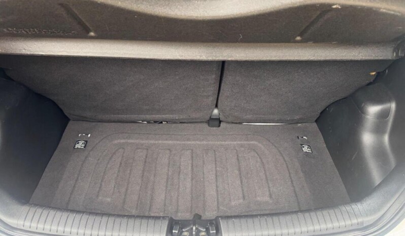 
								Hyundai i10 2019 76,368km full									