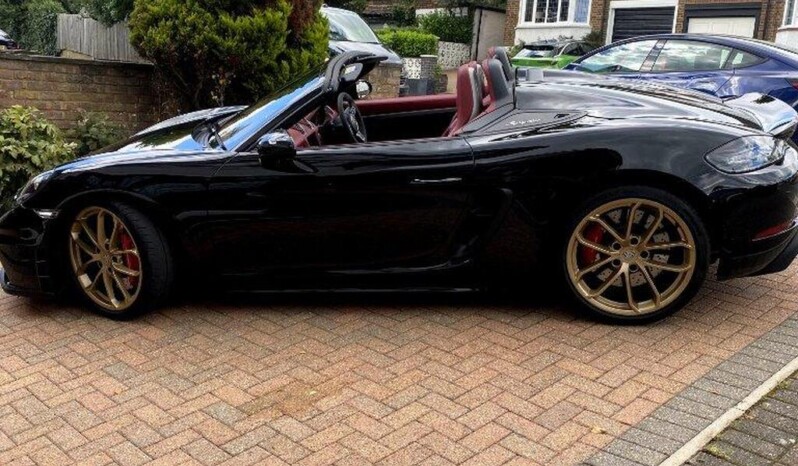 
								Porsche 718 Spyder 2021 7,885 km full									