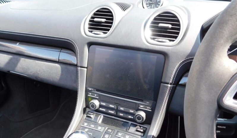 
								Porsche 718 Spyder 13,545km full									