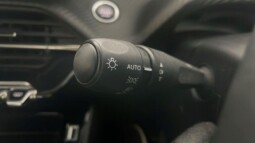 
										Peugeot 208 2024(26,707km full									