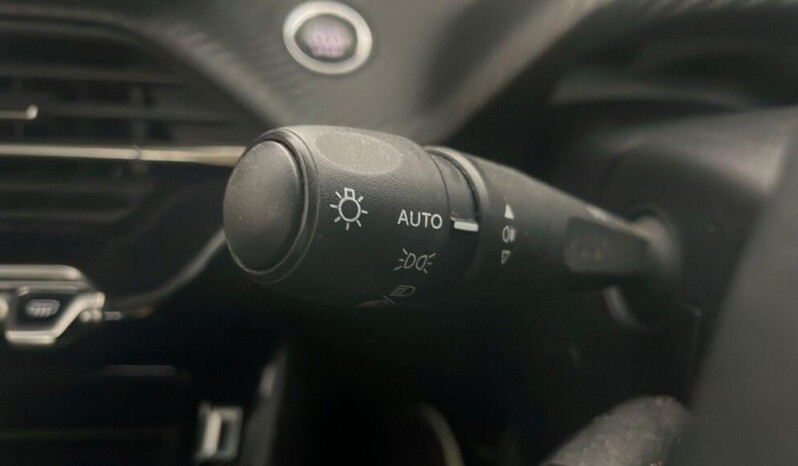 
								Peugeot 208 2024(26,707km full									