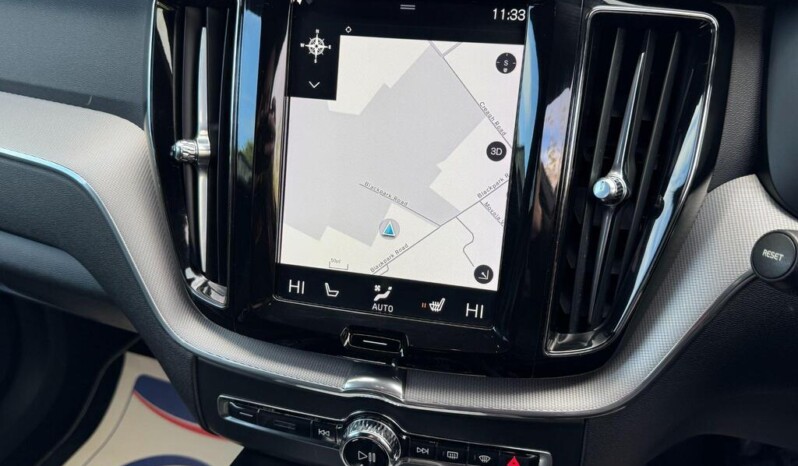 
								Volvo XC60 2018 15000 KM full									