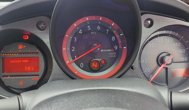 
								Nissan 370 Z 2018 70,811 km full									