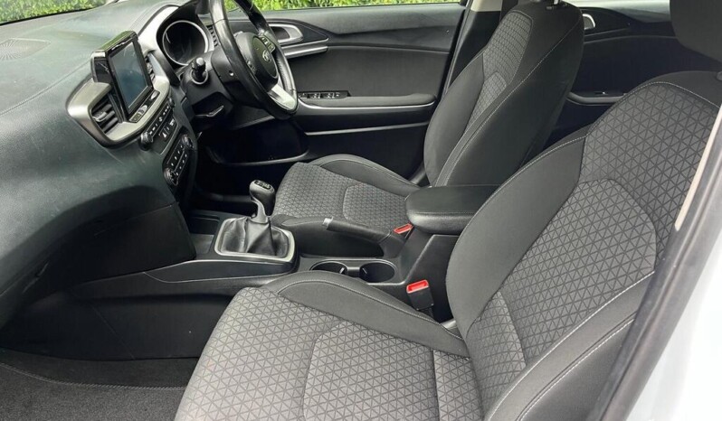 
								Kia Ceed 2018 138,403 km full									