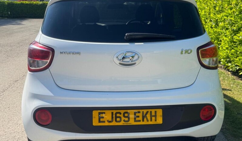 
								Hyundai i10 2019 76,368km full									