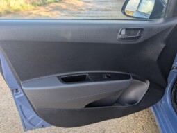 
										Hyundai i10 2018 100,085 km full									
