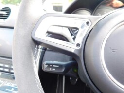 
										Porsche 718 Spyder 13,545km full									