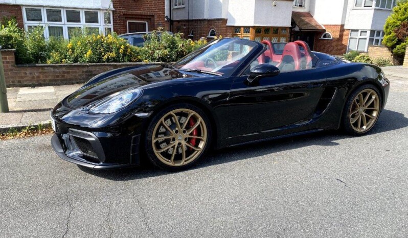 
								Porsche 718 Spyder 7,885km full									