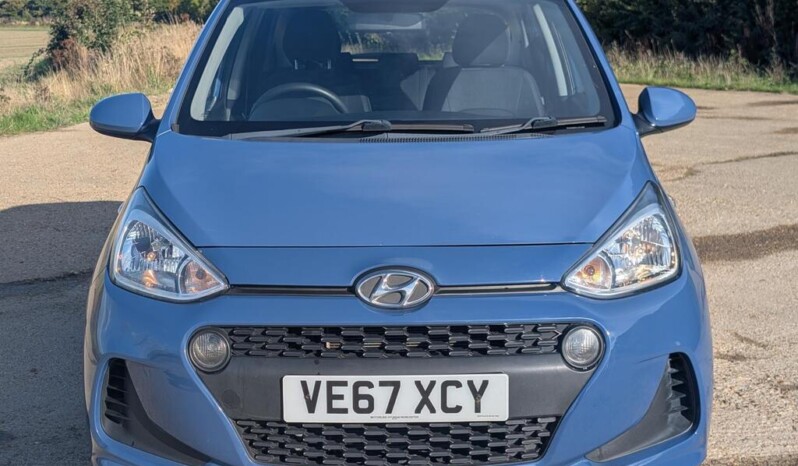 
								Hyundai i10 2018 100,085 km full									