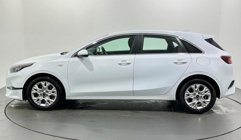 
								Kia Ceed 2022 74,168 km full									