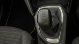 
										Peugeot 208 2024(26,707km full									