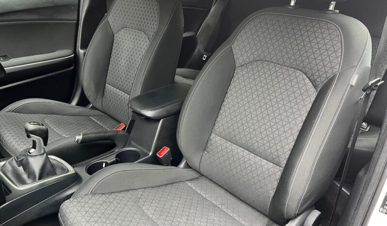 
								Kia Ceed 2018 138,403 km full									