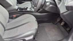 
										Peugeot 208  2024 26691km full									
