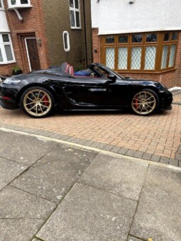 
										Porsche 718 Spyder 7,885km full									