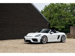 
										Porsche 718 Spyder 9,670km full									