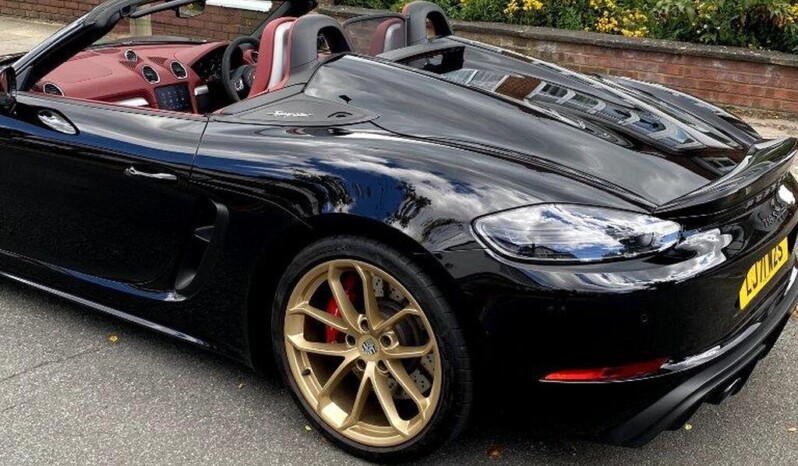 
								Porsche 718 Spyder 7,885km full									