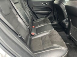 
										Volvo XC60 2018 133,575 km full									