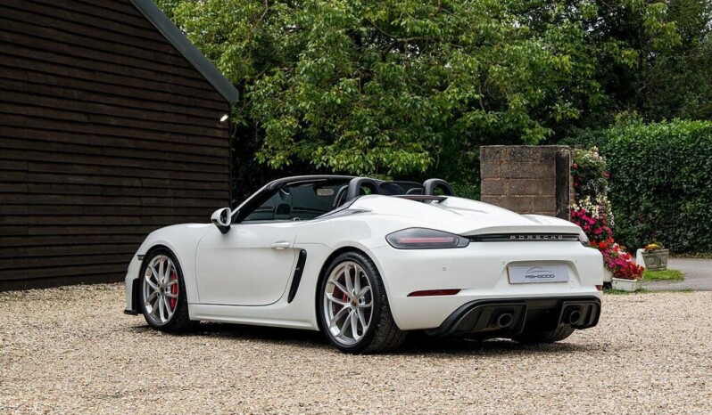 
								Porsche 718 Spyder 9,670km full									