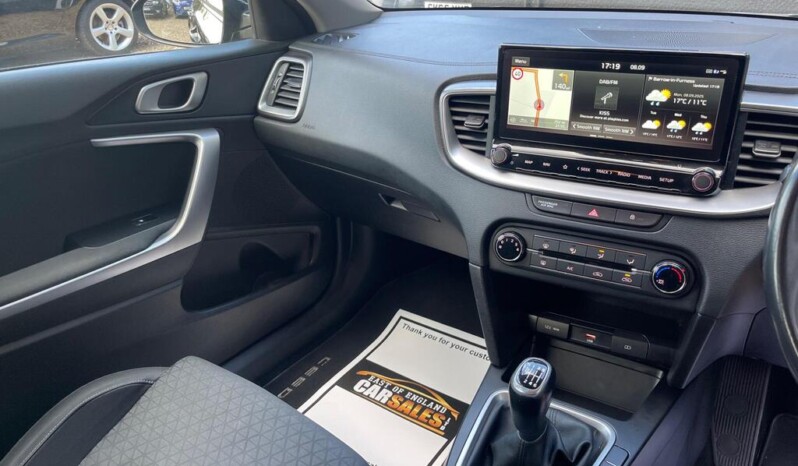 
								Kia Ceed  2020 177,876 km full									