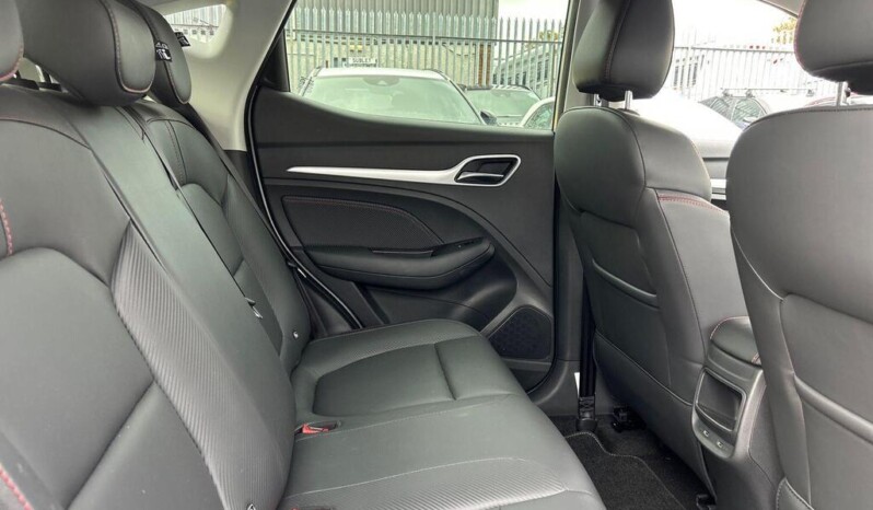 
								MG MG ZS 2023 10 032KM full									