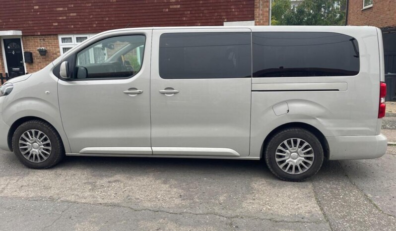 
								Toyota PROACE Verso 2019 140,012km full									