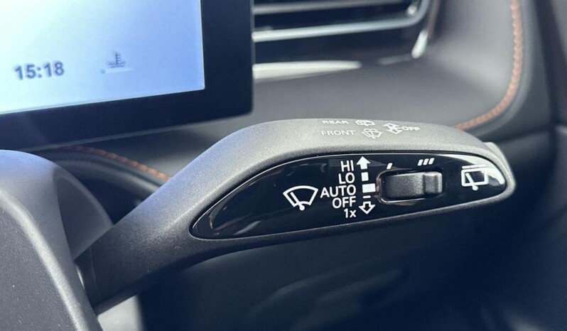 
								MG MG HS 2025 /18,923 km full									