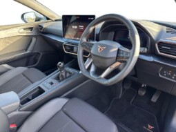 
										CUPRA Leon 2025 1,942 km full									