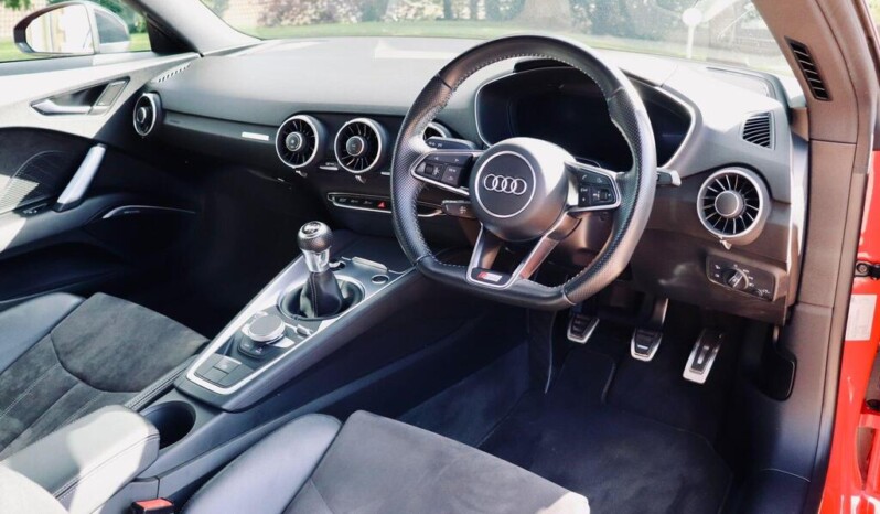 
								Audi TT 2018 39,319 km full									