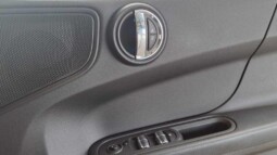 
										MINI Countryman  2018 /134,969 km full									