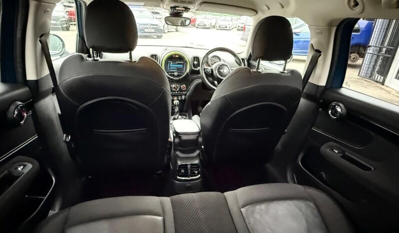 
								MINI Countryman 2018 115 872km full									