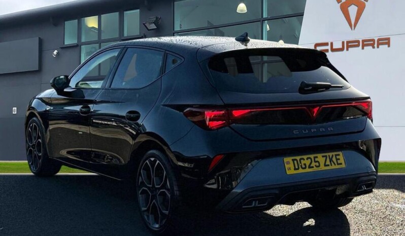 
								CUPRA Leon 2025 1,942 km full									