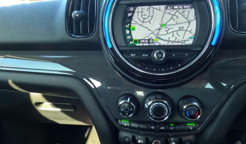 
								MINI Countryman 2018 117,457 km full									