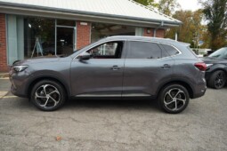 
										MG MG HS 2023 21,858 km full									