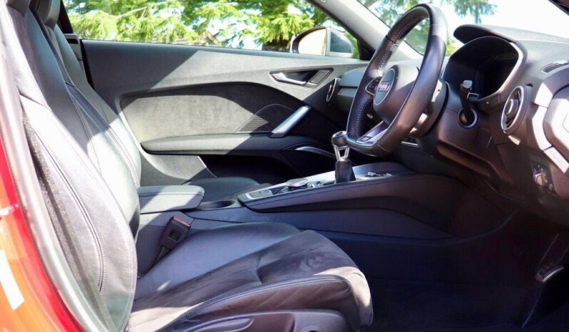 
								Audi TT 2018 39,319 km full									