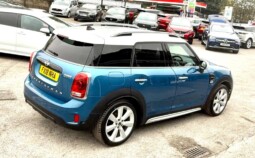 
										MINI Countryman 2018 115 872km full									