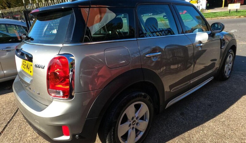 
								MINI Countryman 2018 117,457 km full									