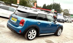 
										MINI Countryman 2018 115 872km full									