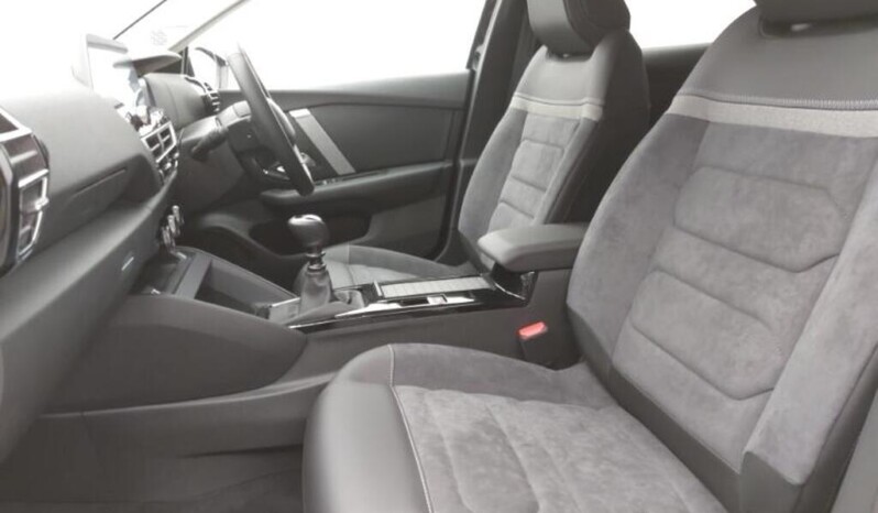 
								Citroën C4 2025 46.7 km full									