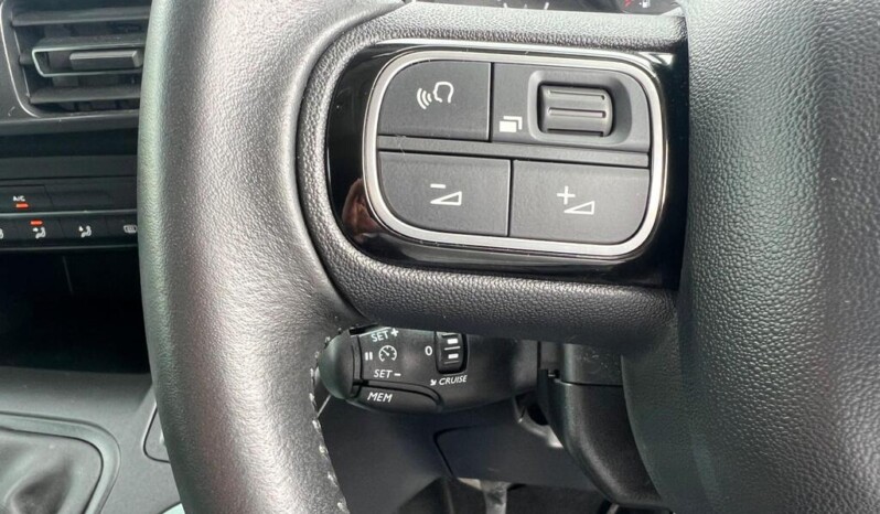 
								Citroen Berlingo 2020 10,992 km) full									