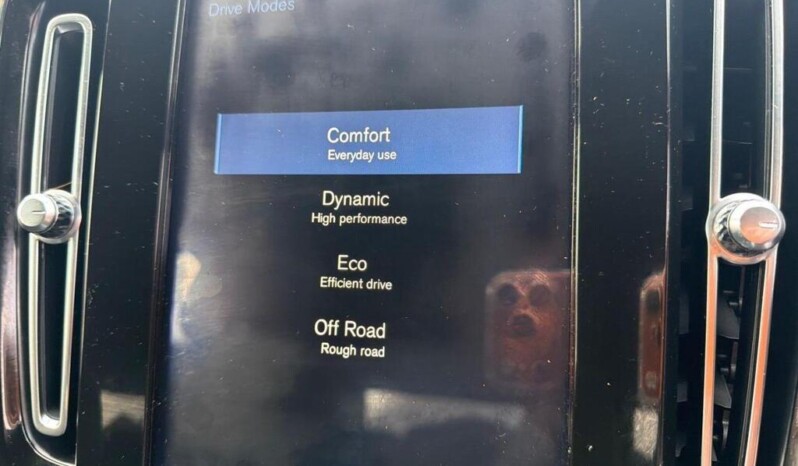 
								Volvo XC40 2019 104,607 km. full									