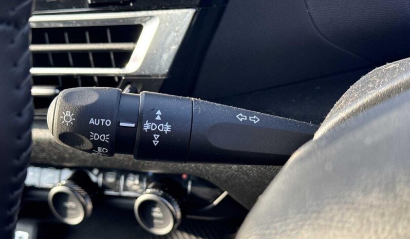 
								Citroën C4: 2024 9,787 km full									