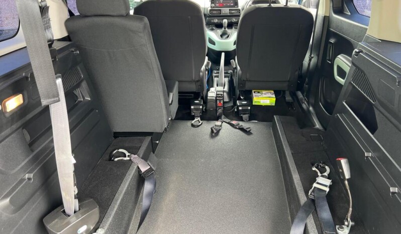 
								Citroen Berlingo 2020 10,992 km) full									